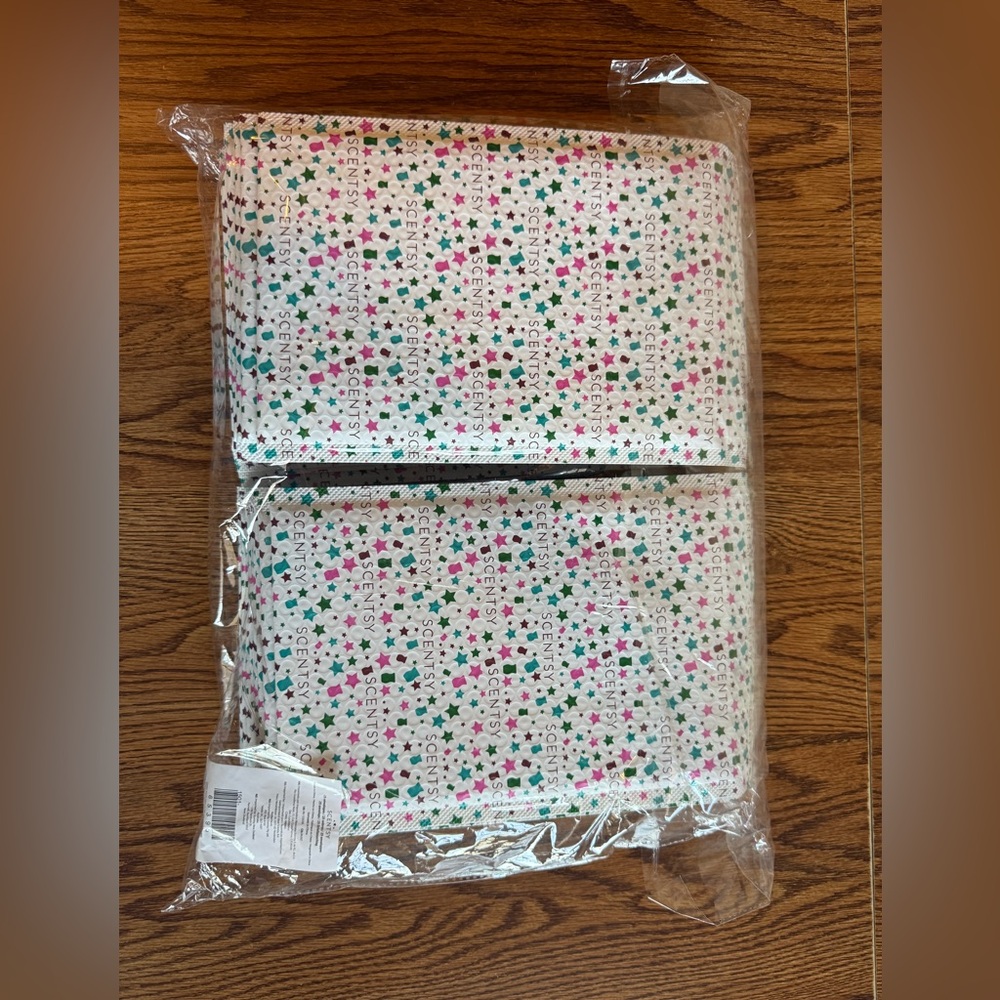 Scentsy Starry Pink and Green Bubble mailers